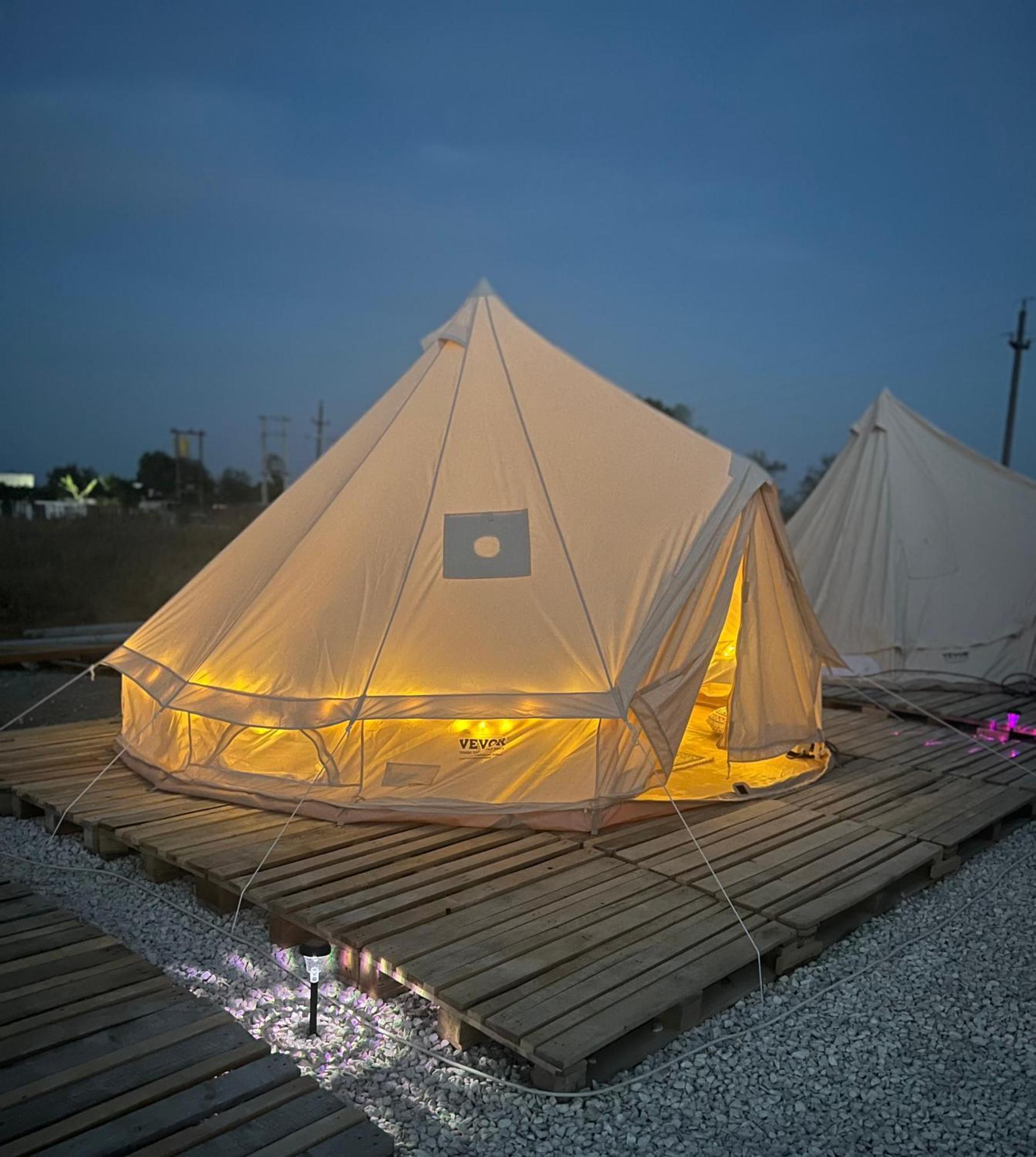 Meme Glamping Hotel Corbu  Eksteriør billede