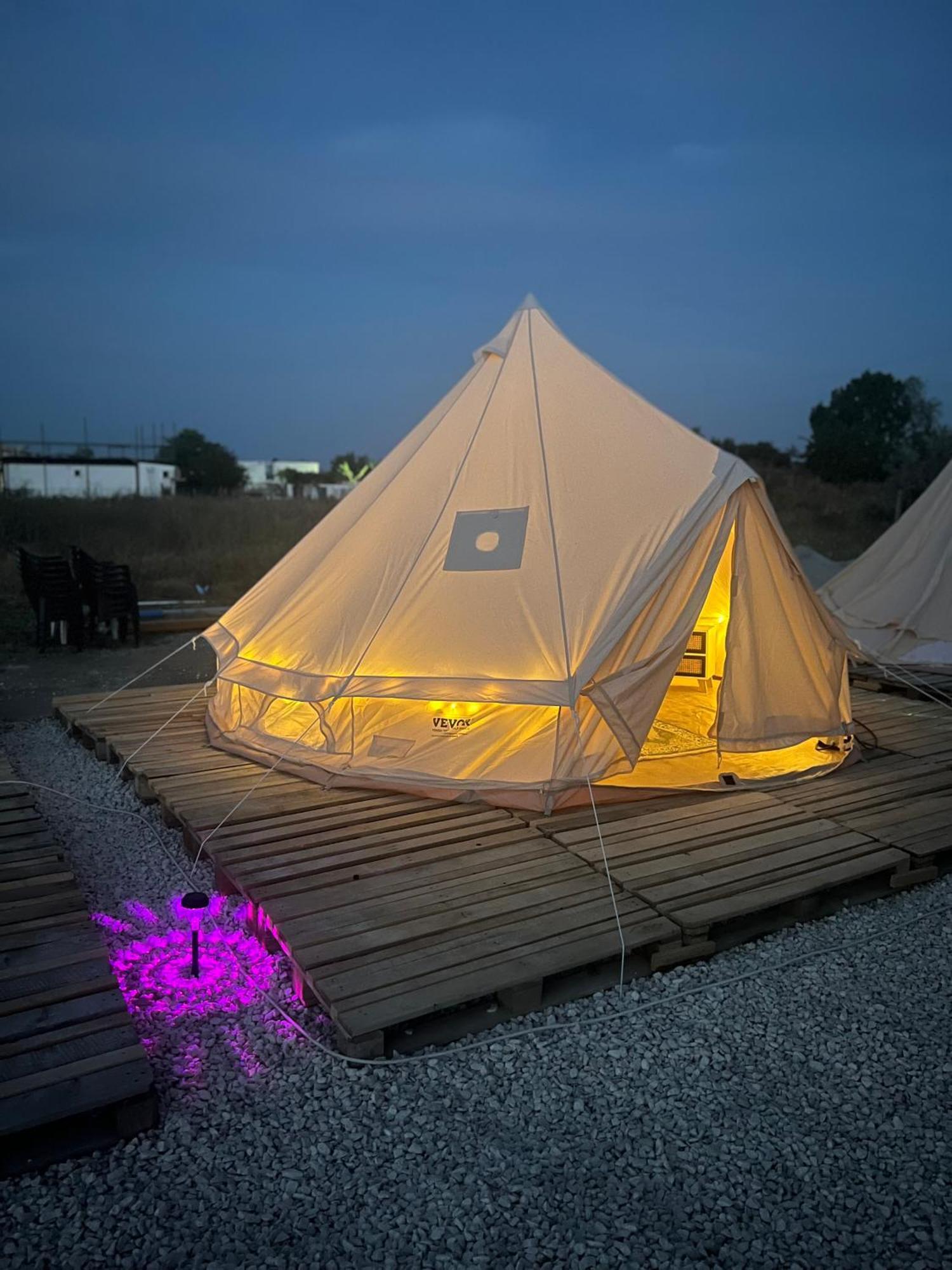 Meme Glamping Hotel Corbu  Værelse billede
