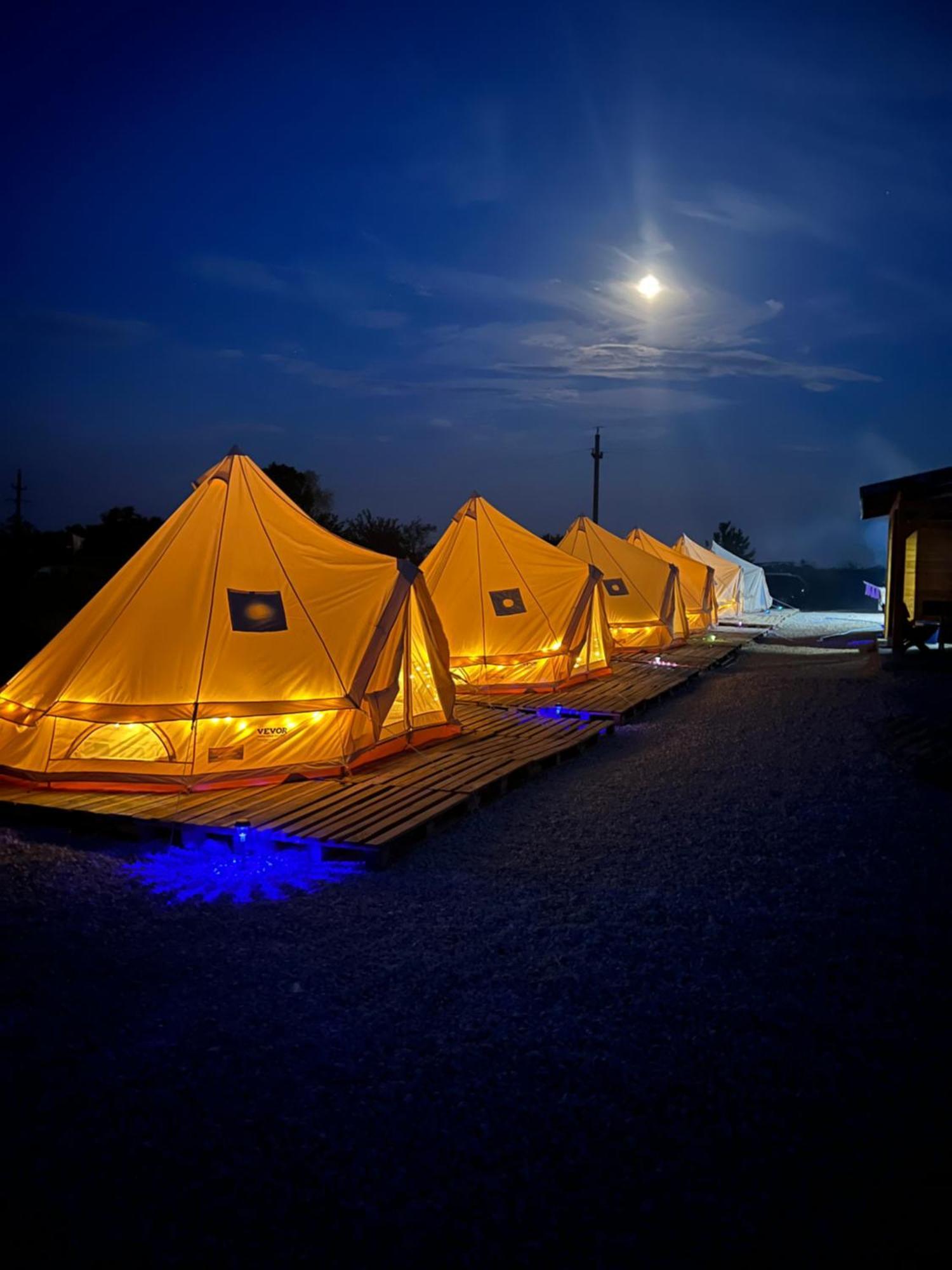 Meme Glamping Hotel Corbu  Eksteriør billede