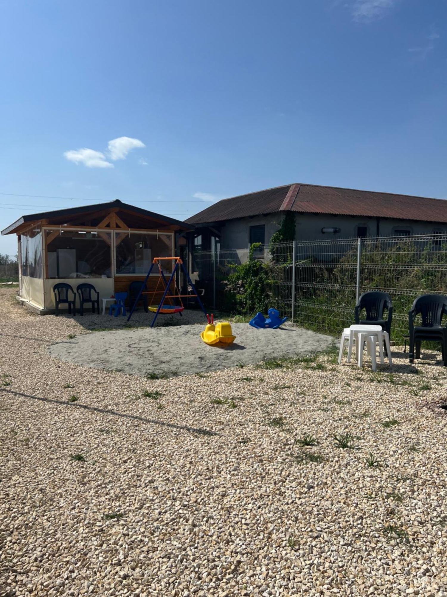 Meme Glamping Hotel Corbu  Eksteriør billede